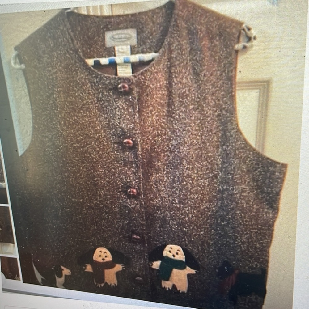 VTG STONEBRIDGE DOGGIE PATCH VEST PL